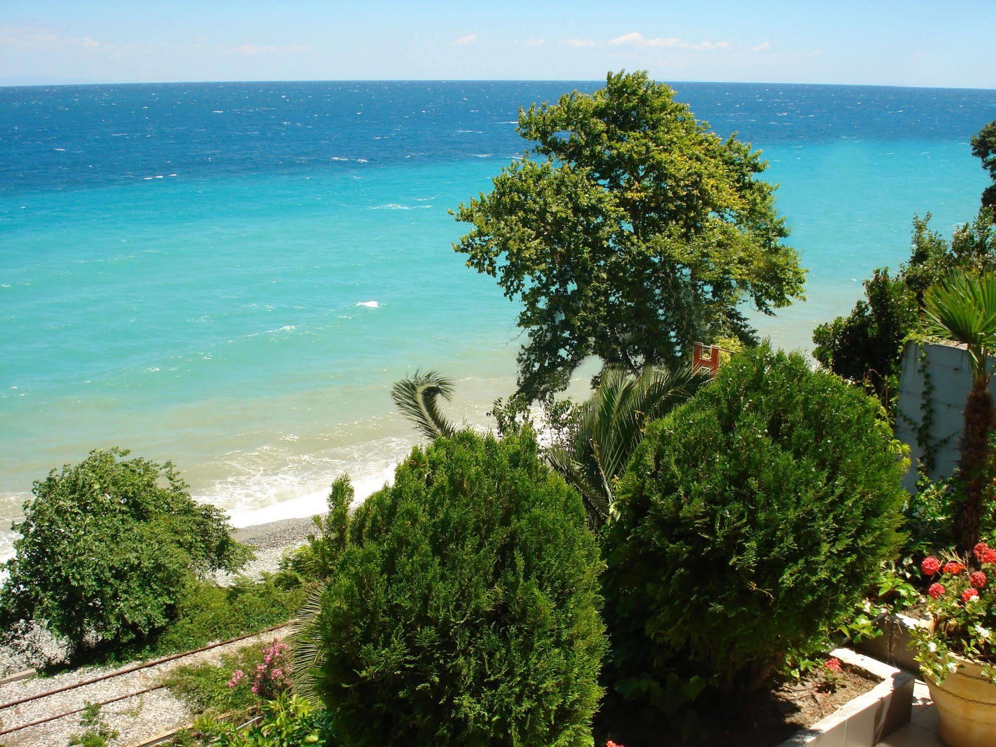 Hotel Alkyonis Platamonas Buitenkant foto