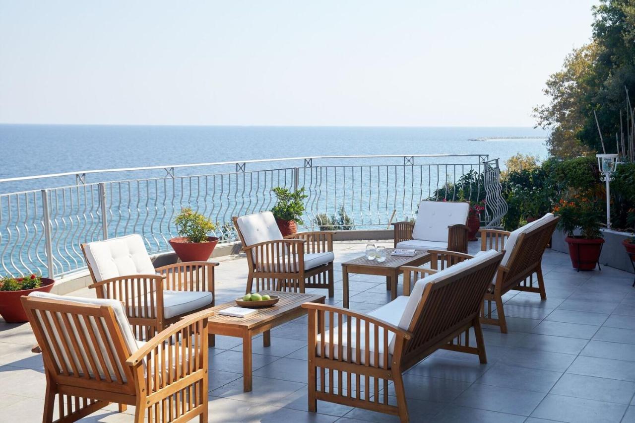 Hotel Alkyonis Platamonas Buitenkant foto